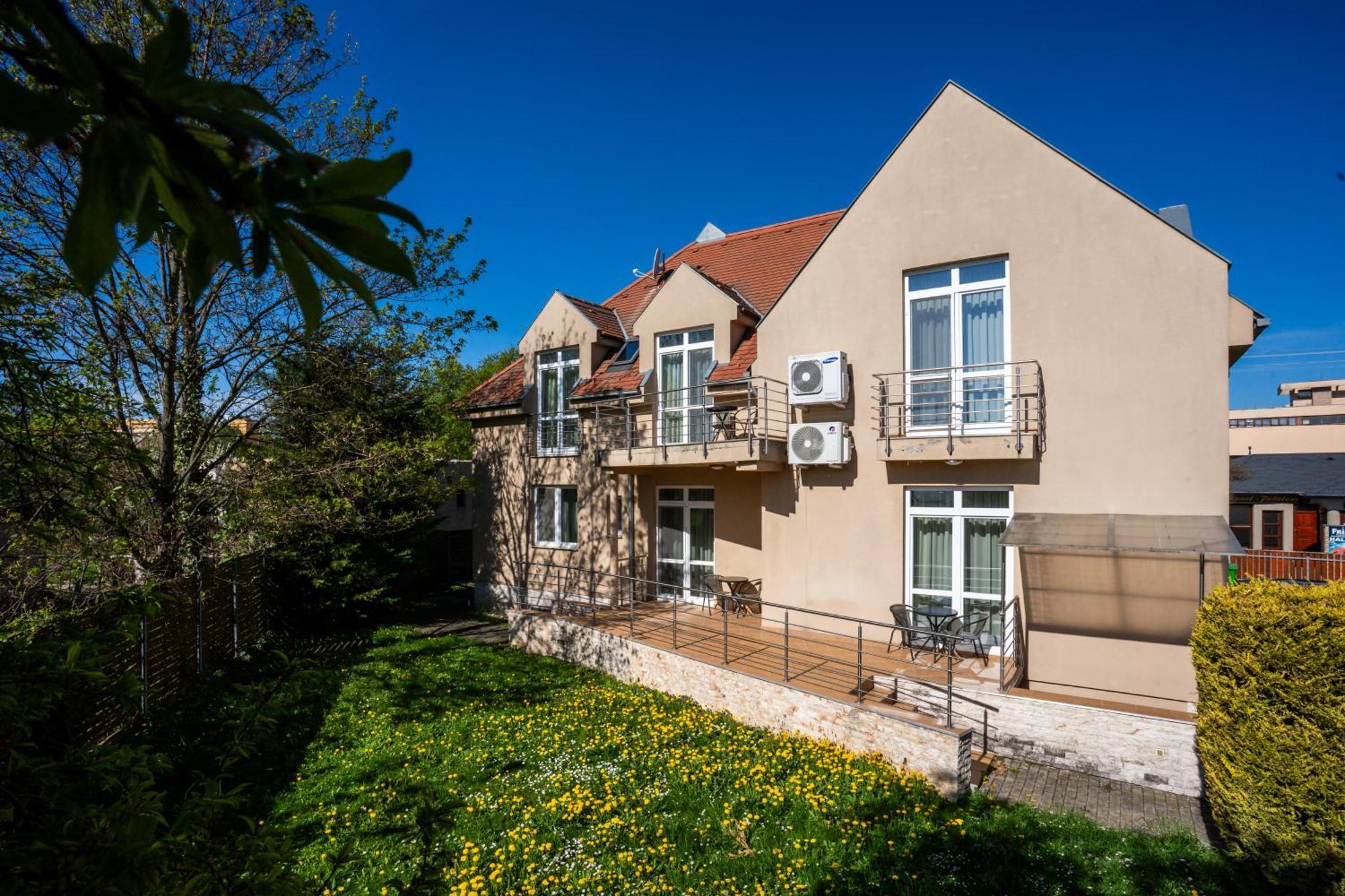 B&B Lajta Park Mosonmagyaróvár Εξωτερικό φωτογραφία