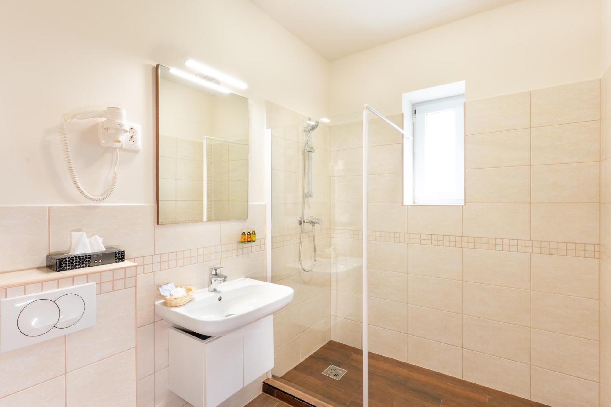 B&B Lajta Park Mosonmagyaróvár Εξωτερικό φωτογραφία