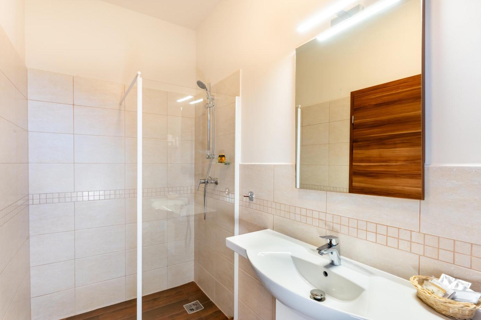 B&B Lajta Park Mosonmagyaróvár Εξωτερικό φωτογραφία